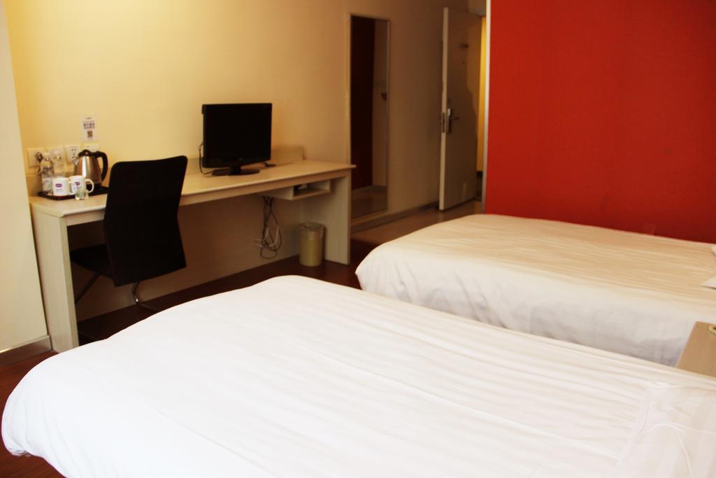Hanting Express Wuxi Hubin Road Βούξι Δωμάτιο φωτογραφία